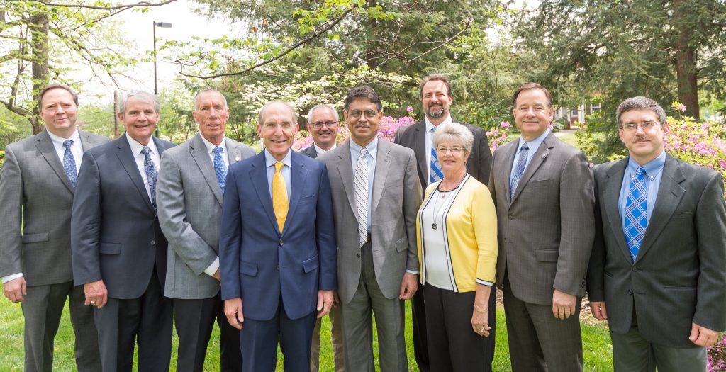 UK College of Engineering 2017 Hall of Distinction Inductees. ECE Inductees include Allan Brown (EE 88′, second from the right above), Vice President at The Boeing Company, and Elmer T. Lee (EE ’49, posthumous), Master Distiller and inventor of Blanton’s.