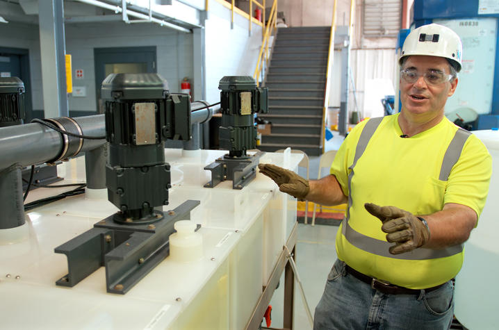 Rick Honaker has helped UK become a leader in critical minerals research. He’s operated a rare earth element pilot plant for years and brings the knowledge and expertise needed to lead the project.