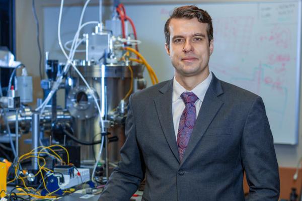 Dan Fries has received a NASA Early Career Faculty Award to develop technology that will improve scientists’ understanding of atmospheric entry.