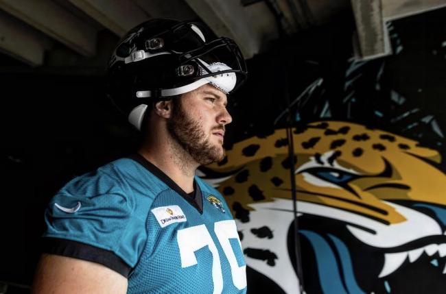 Luke Fortner in Jacksonville Jaguars uniform 