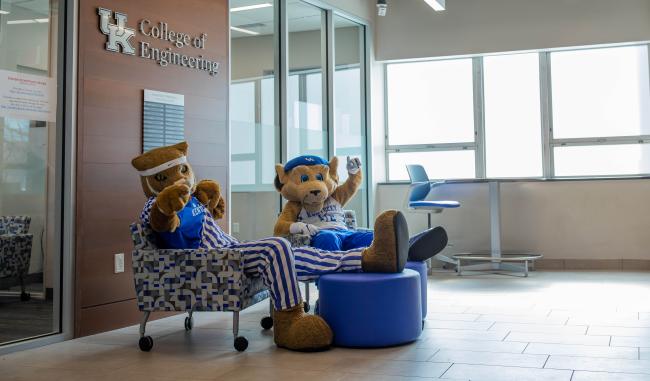 Wildcat and Scratch mascots lounging in chairs in UK College of Engineering