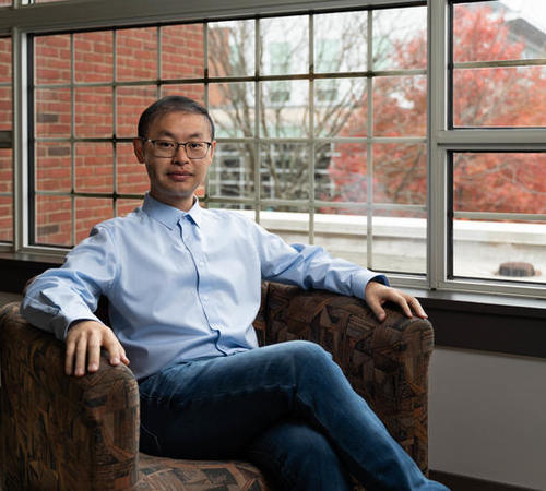 The NSF will support Yang Xiao with $300,000 over four years for his research on anonymous mobile access architecture. Jeremy Blackburn | Research Communications.