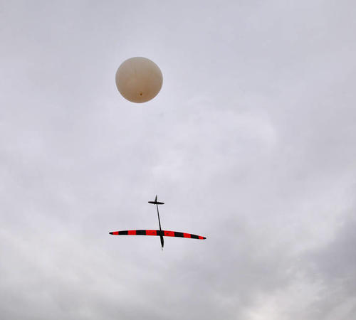 The uncrewed HiDRON stratospheric glider from Stratodynamics is designed to release from a sounding balloon at near-space altitude, enabling a controlled descent for technology payloads aboard. Credits: Stratodynamics, Inc./UAVOS 